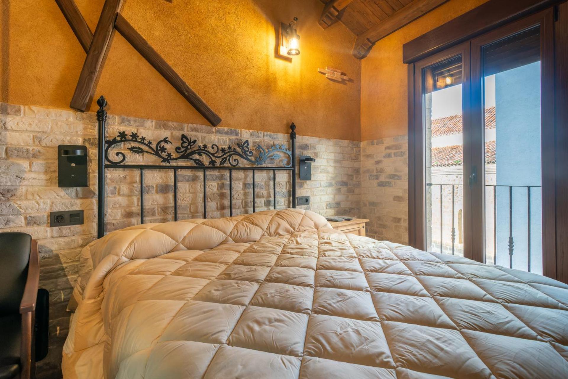 Apartamento Divino Morales ปลาเซนเซีย ภายนอก รูปภาพ